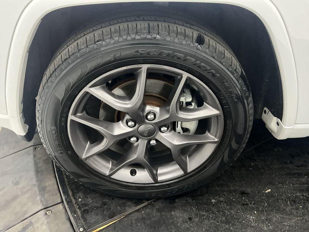 used 2021 Jeep Grand Cherokee car, priced at $20,000