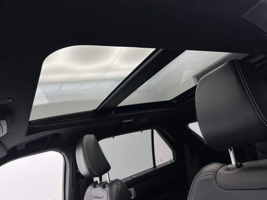 used 2021 Ford Explorer car, priced at $32,000