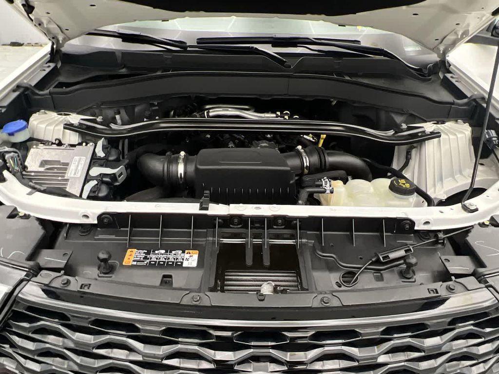 used 2021 Ford Explorer car, priced at $32,000