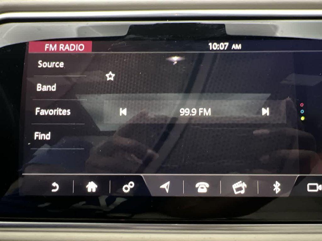 used 2019 Land Rover Range Rover car, priced at $27,699