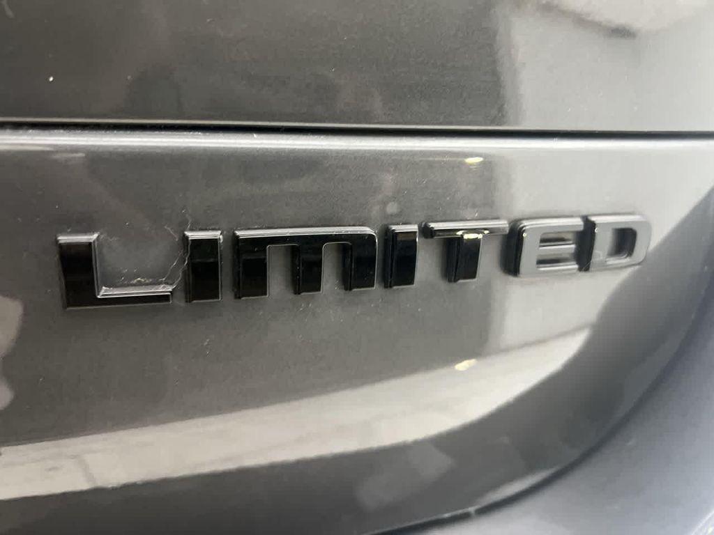 used 2023 Jeep Grand Cherokee L car, priced at $27,445