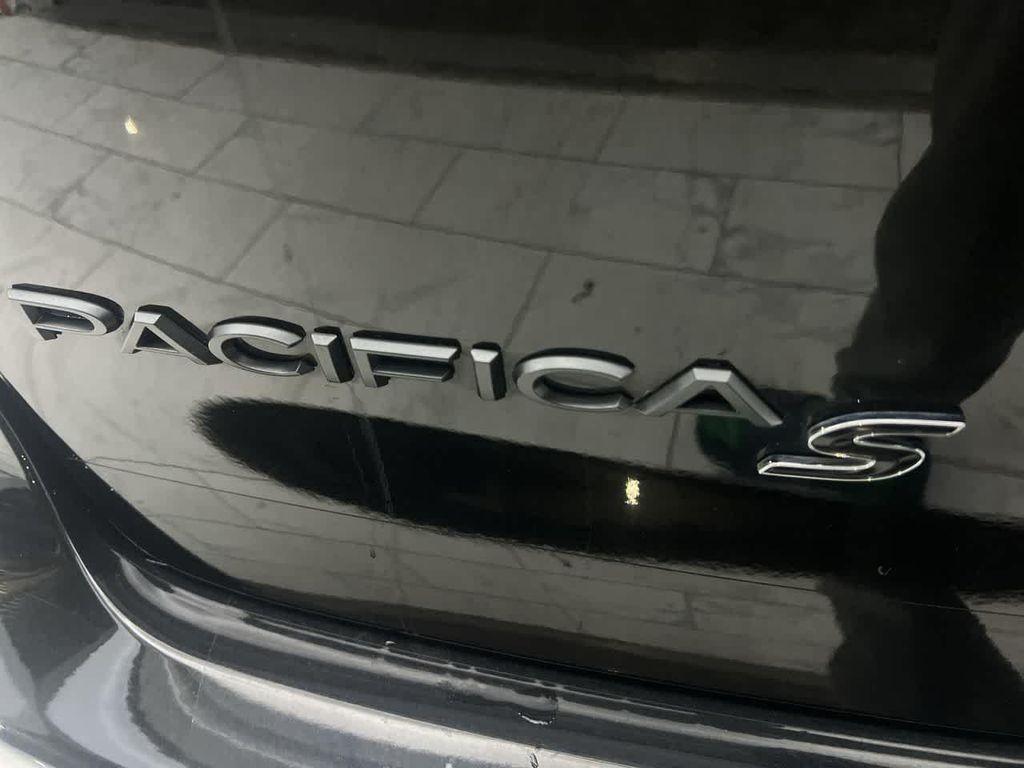 used 2024 Chrysler Pacifica car, priced at $30,000