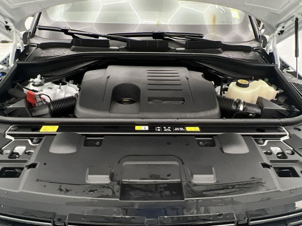 used 2025 Land Rover Range Rover Sport car, priced at $75,000