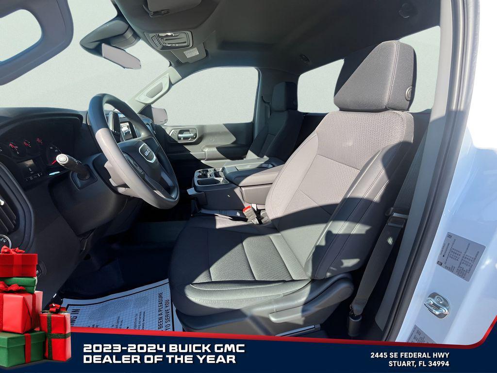 new 2025 GMC Sierra 1500 car, priced at $33,660