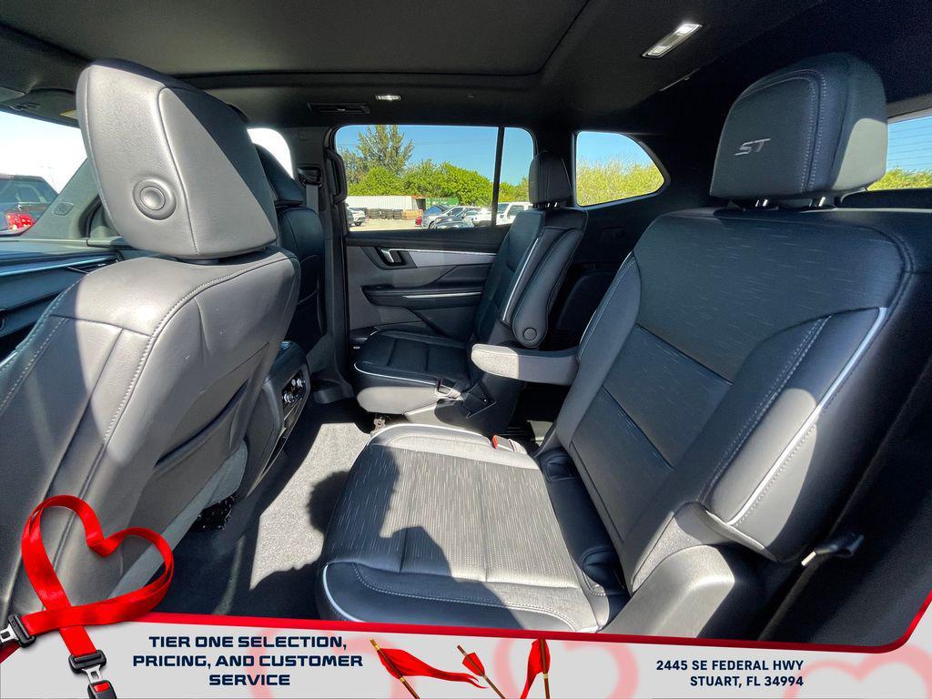 new 2026 Buick Enclave car, priced at $55,105