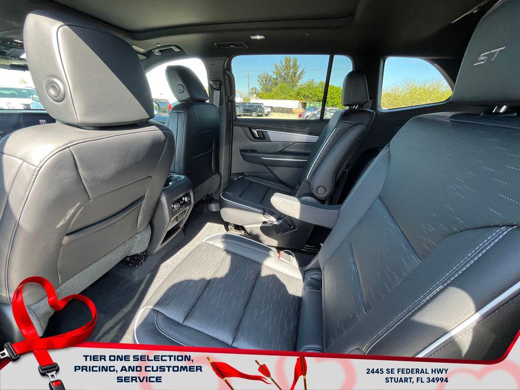 new 2026 Buick Enclave car, priced at $55,105