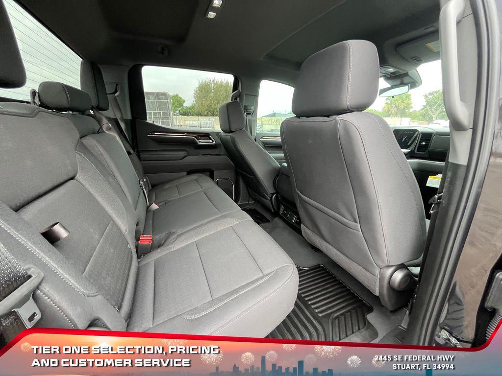 new 2025 GMC Sierra 1500 car, priced at $43,766