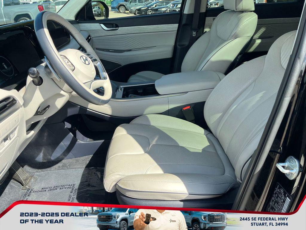 used 2024 Hyundai Palisade car, priced at $36,197