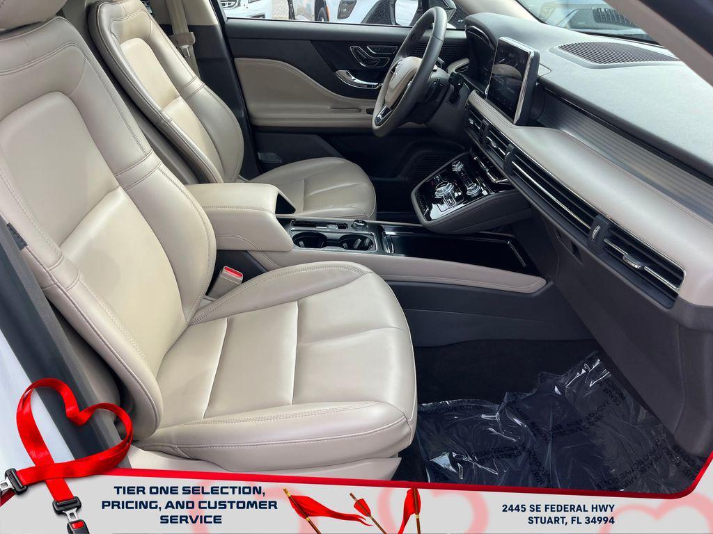 used 2022 Lincoln Corsair car, priced at $20,900