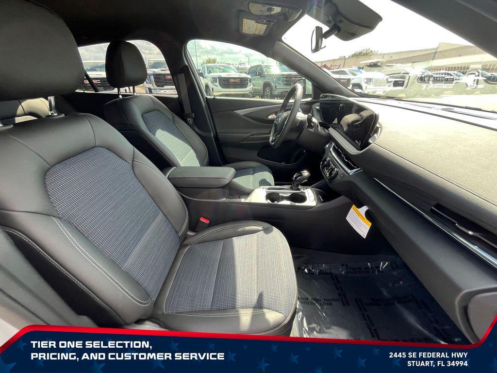 new 2026 Buick Envista car, priced at $27,328