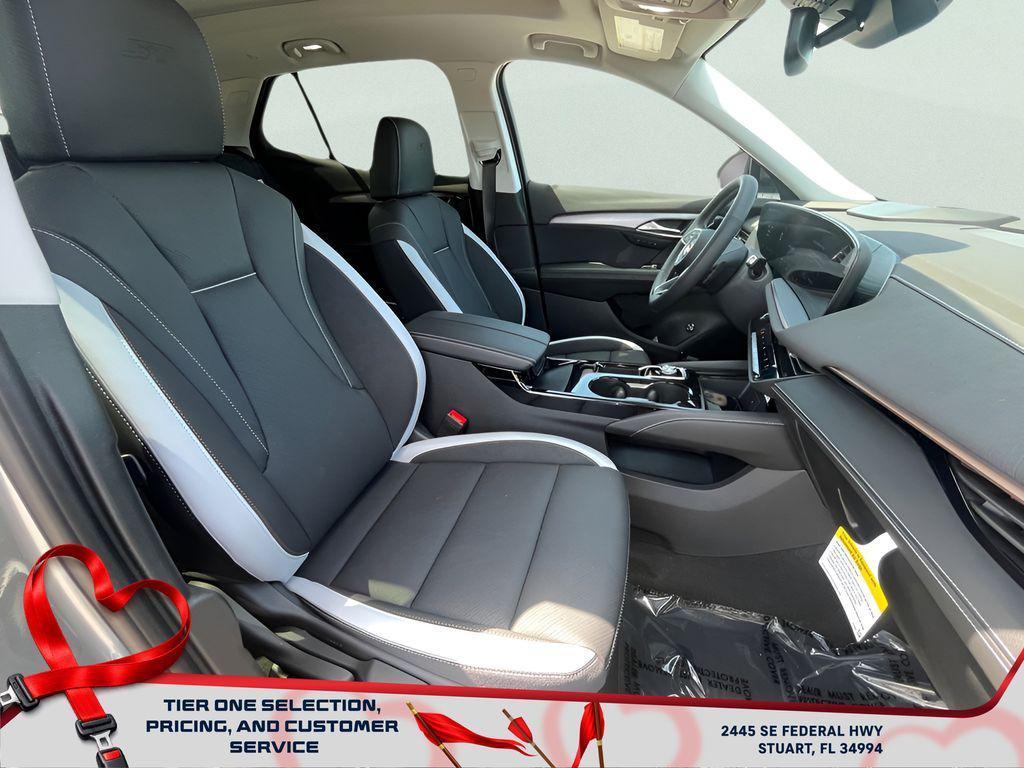 new 2025 Buick Envision car, priced at $37,005