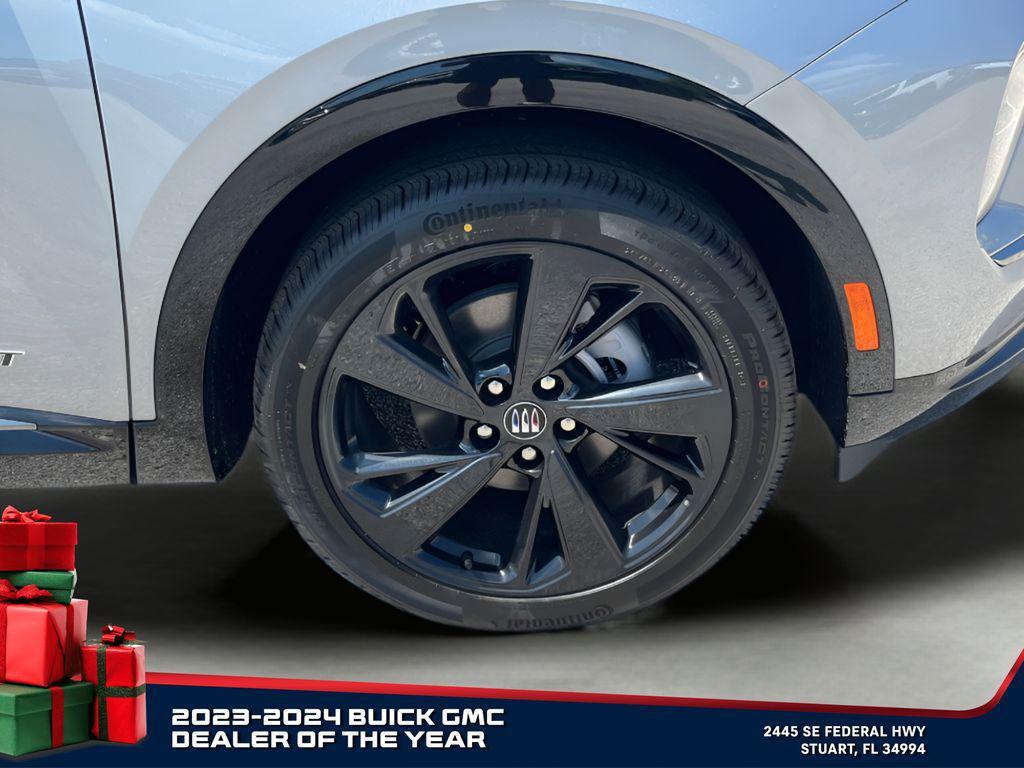 new 2025 Buick Envision car, priced at $37,005