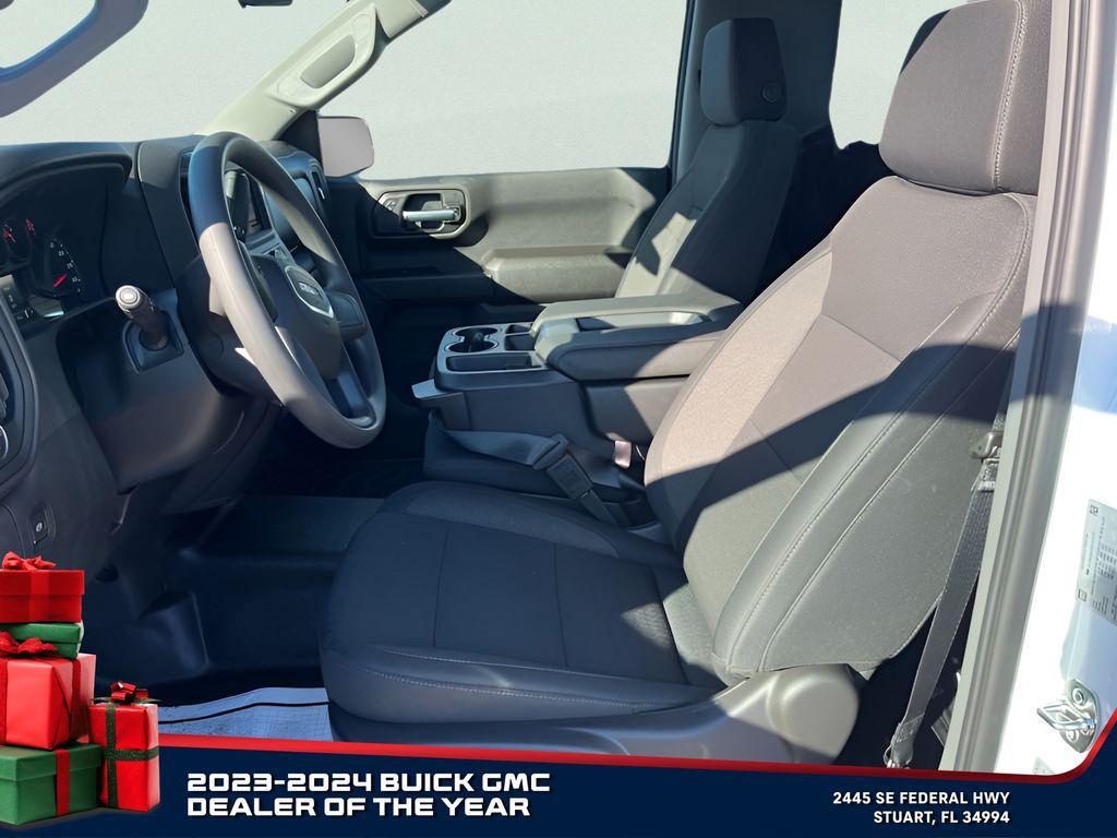 new 2025 GMC Sierra 1500 car, priced at $34,182