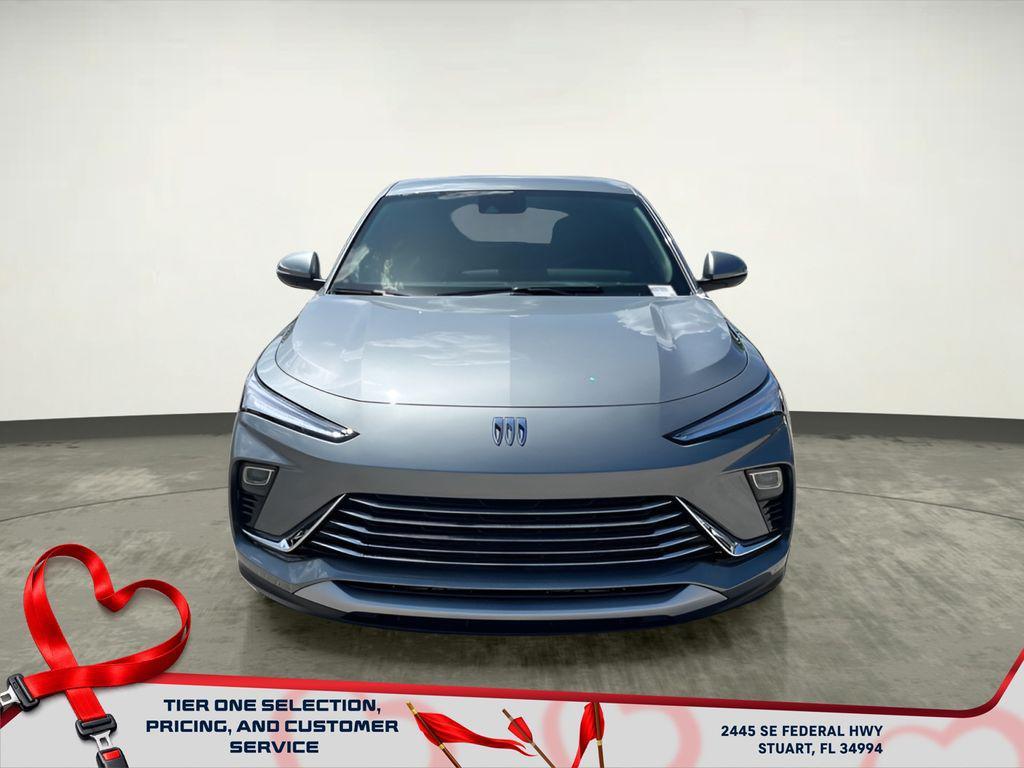 new 2025 Buick Envista car, priced at $24,625