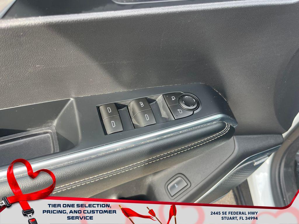 used 2025 GMC Acadia car, priced at $30,783