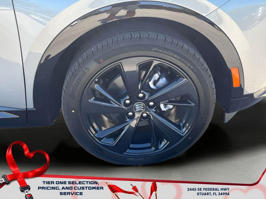 new 2025 Buick Envision car, priced at $38,005