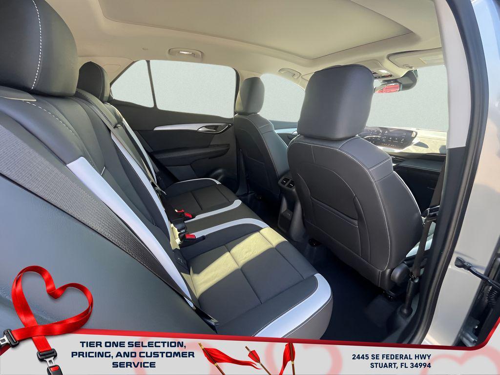 new 2025 Buick Envision car, priced at $38,005