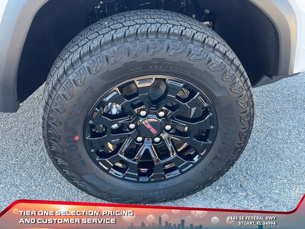 new 2026 GMC Canyon car, priced at $39,789