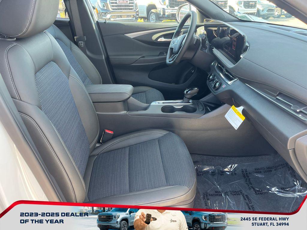 new 2026 Buick Envista car, priced at $27,382