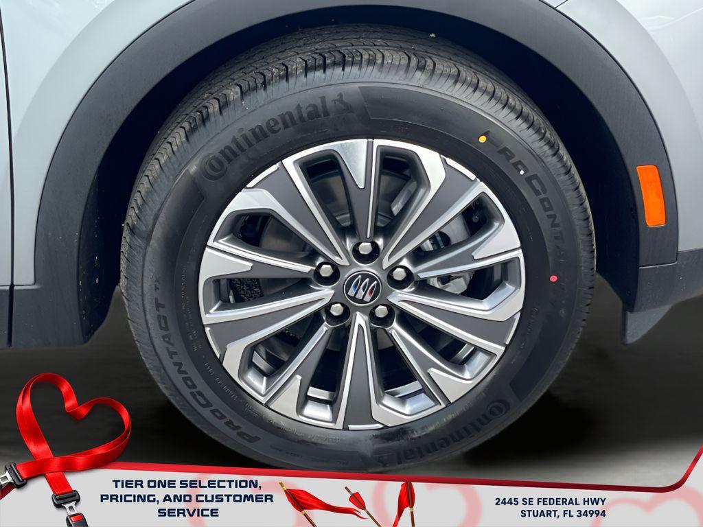 new 2025 Buick Envision car, priced at $35,310