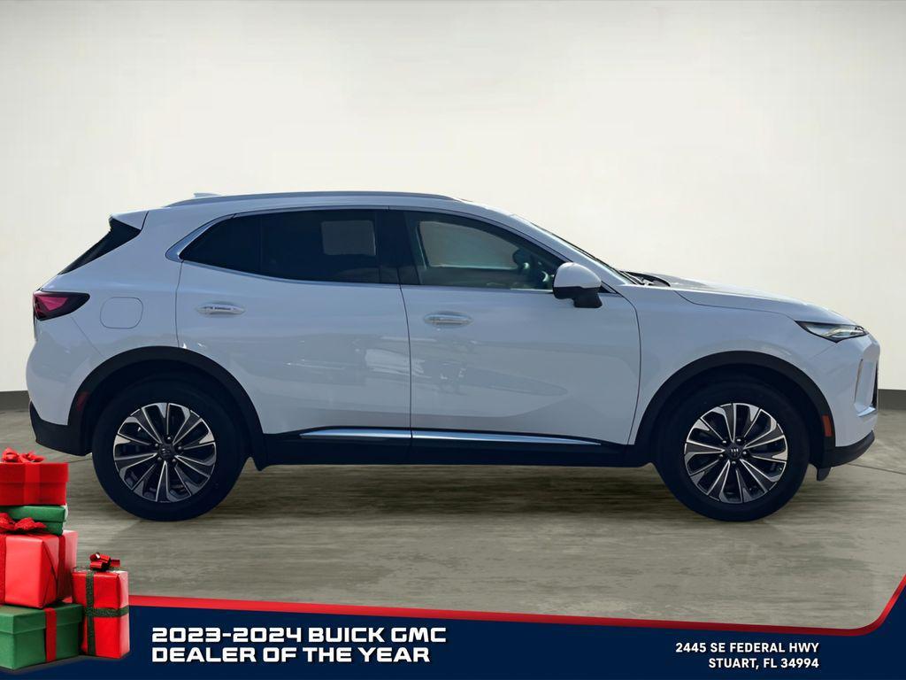 new 2025 Buick Envision car, priced at $34,815