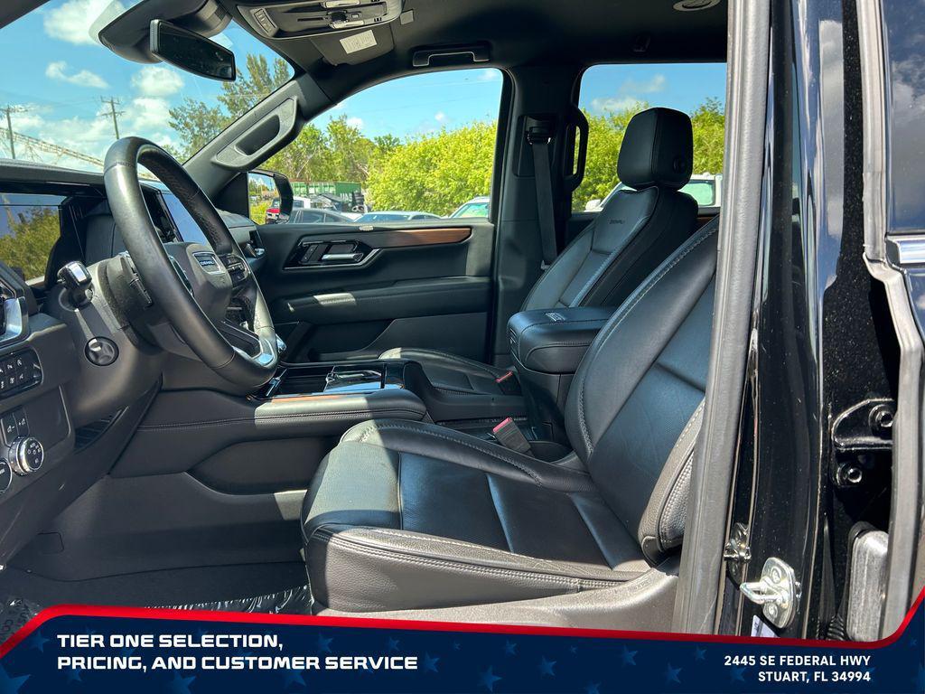 used 2025 GMC Yukon XL car, priced at $68,599