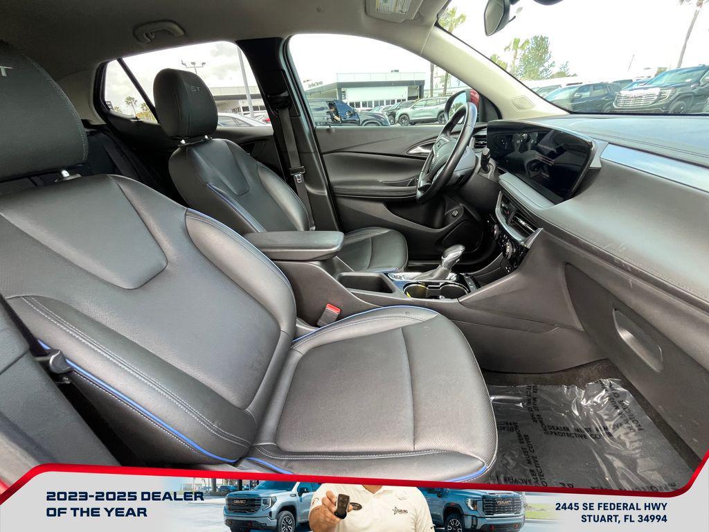 used 2025 Buick Encore GX car, priced at $22,400