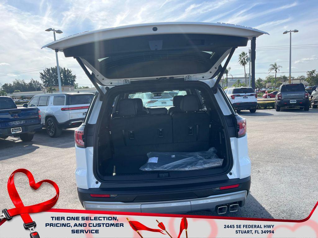 new 2026 GMC Acadia car, priced at $47,418