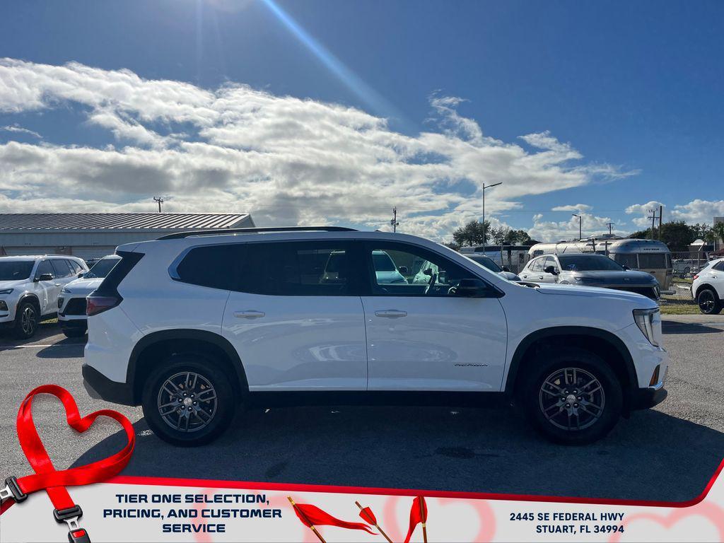 used 2025 GMC Acadia car, priced at $30,799