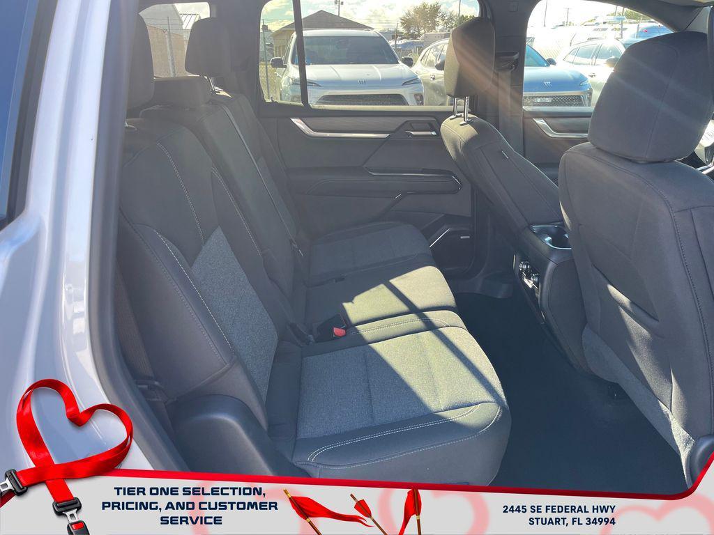 used 2025 GMC Acadia car, priced at $30,799