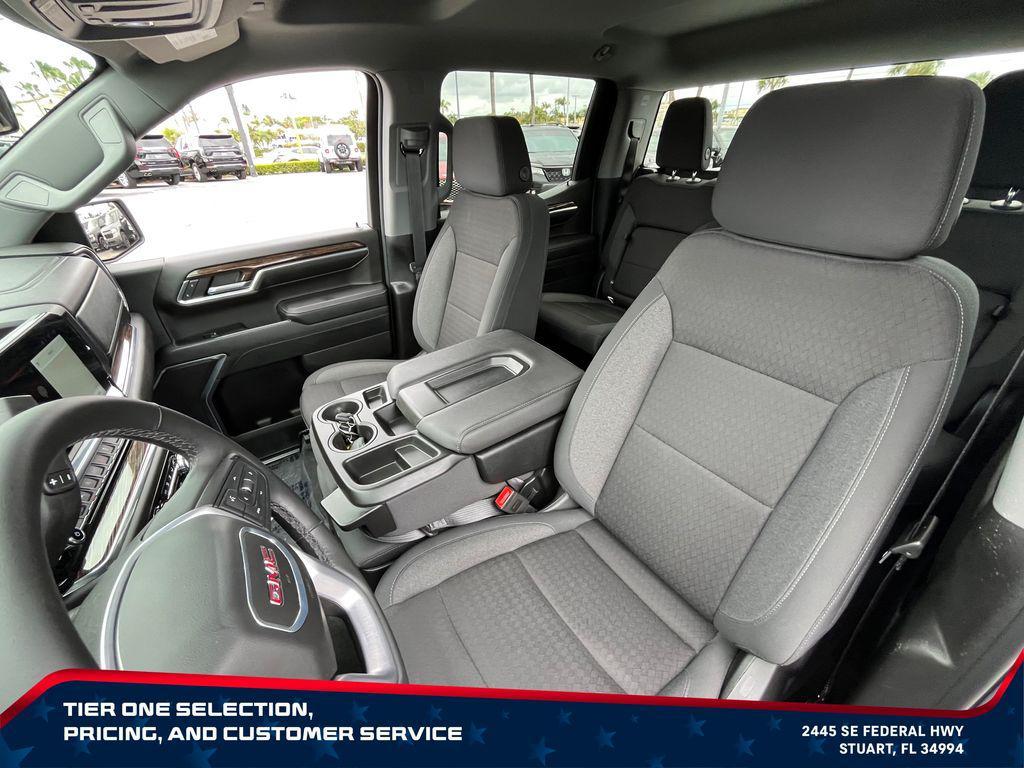 used 2024 GMC Sierra 1500 car, priced at $40,900