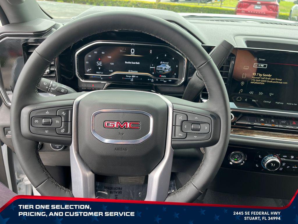 used 2024 GMC Sierra 1500 car, priced at $40,900
