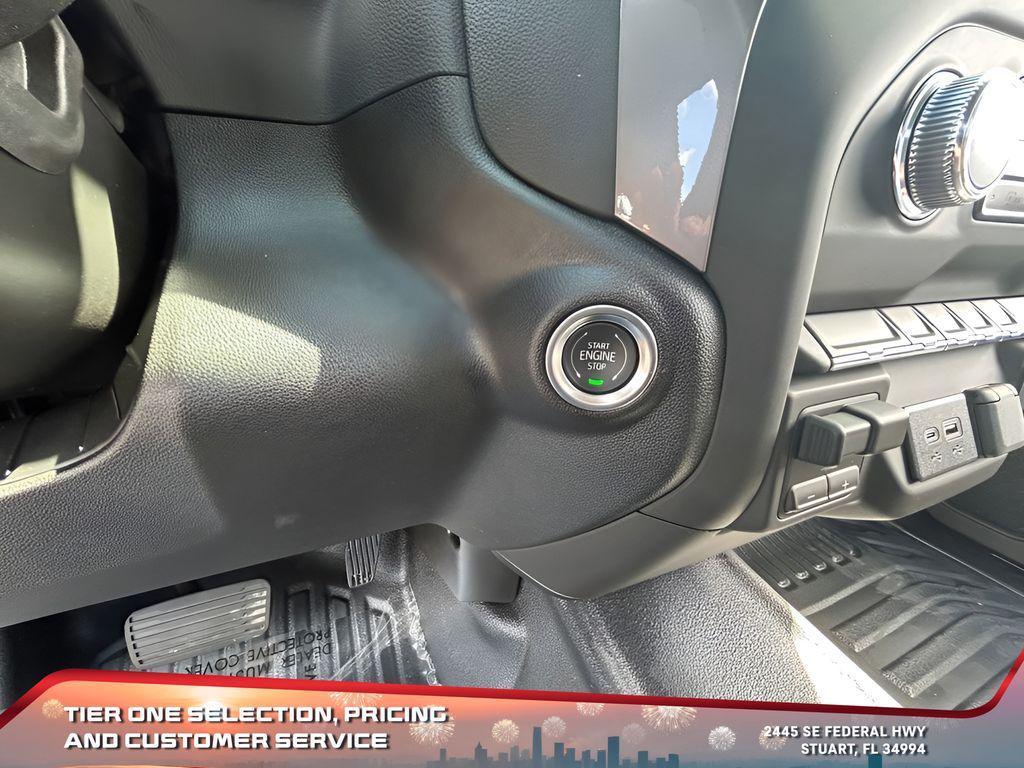 new 2025 GMC Sierra 2500 car, priced at $49,781