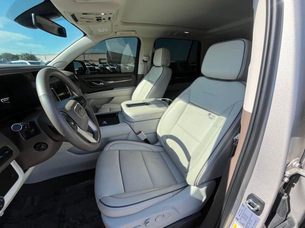 used 2022 GMC Yukon car, priced at $54,699