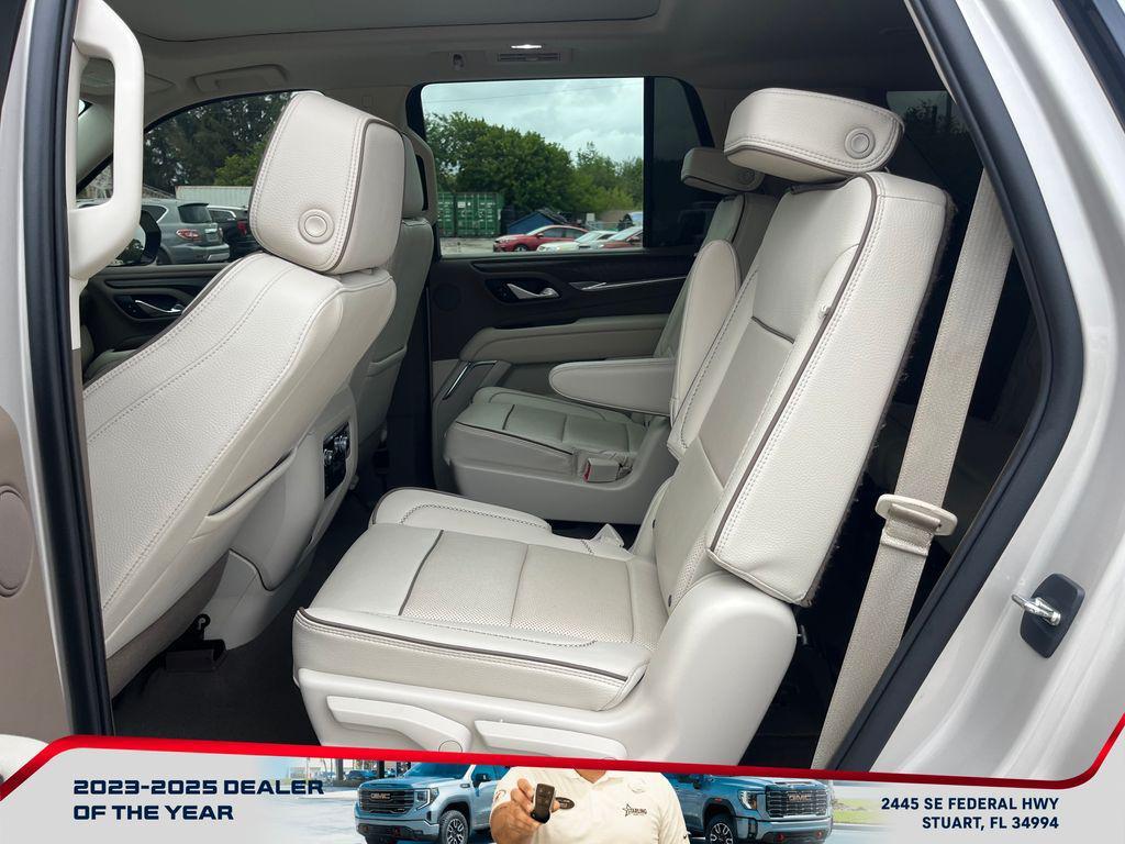 used 2022 GMC Yukon car, priced at $53,900