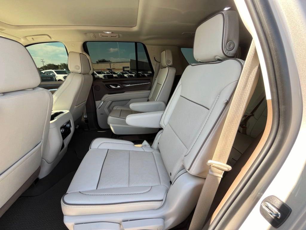 used 2022 GMC Yukon car, priced at $54,699
