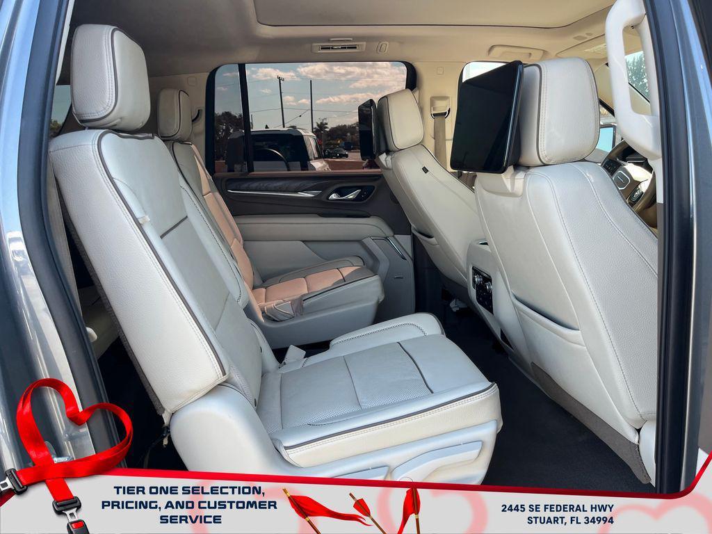 used 2021 GMC Yukon XL car, priced at $47,285