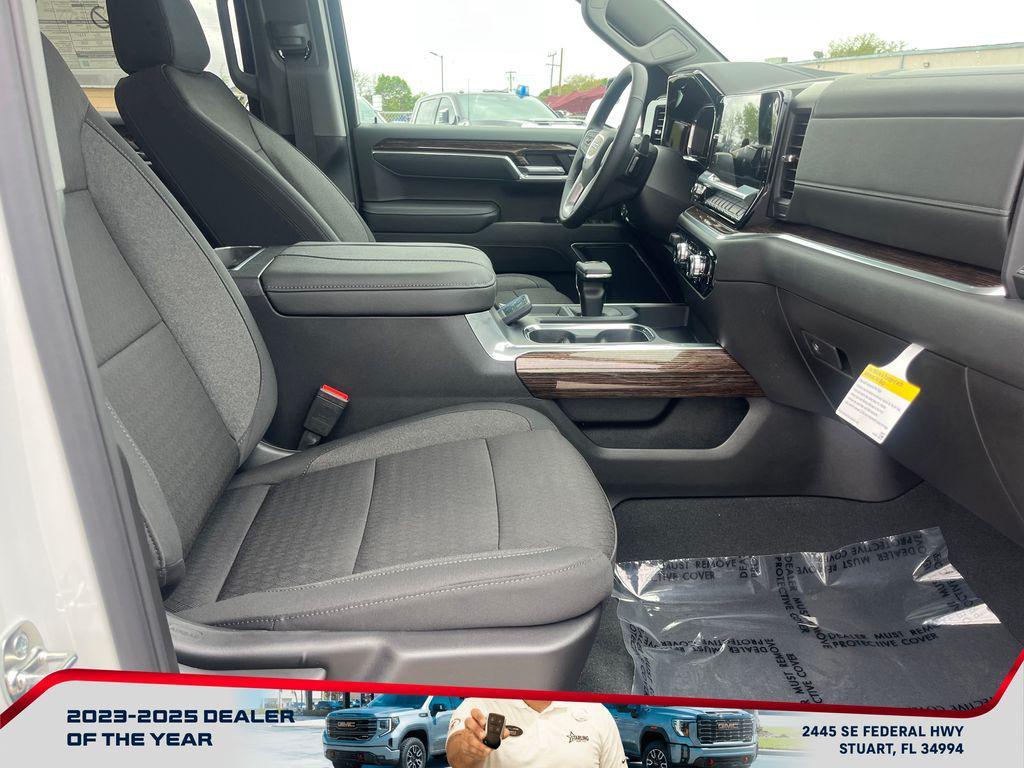 new 2026 GMC Sierra 1500 car, priced at $52,185