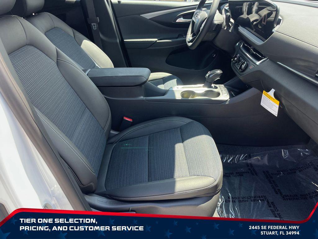 new 2026 Buick Envista car, priced at $27,882