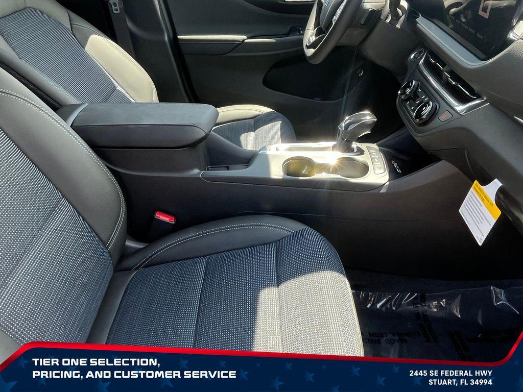 new 2026 Buick Envista car, priced at $27,882