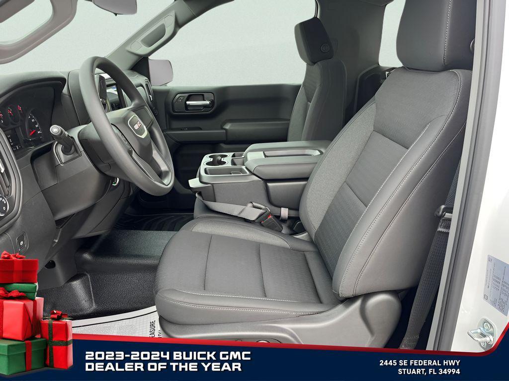 new 2025 GMC Sierra 1500 car, priced at $33,954