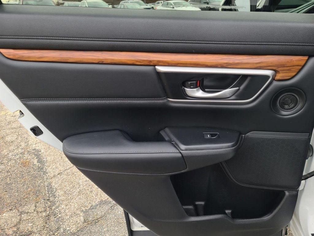 used 2022 Honda CR-V car, priced at $27,697