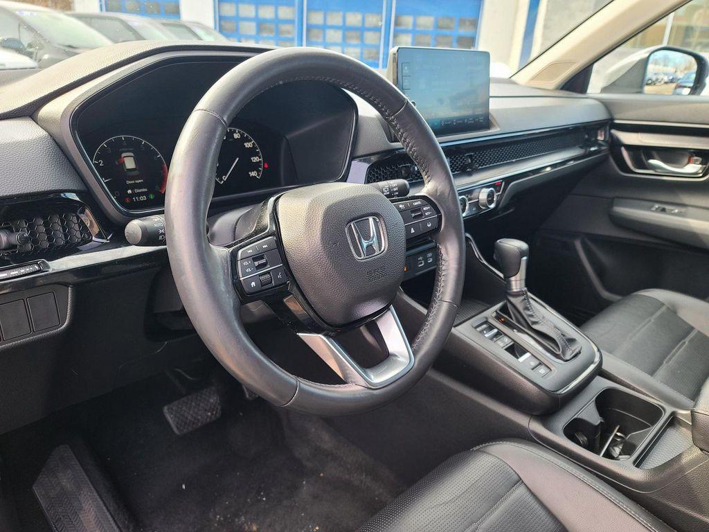 used 2023 Honda CR-V car, priced at $29,995