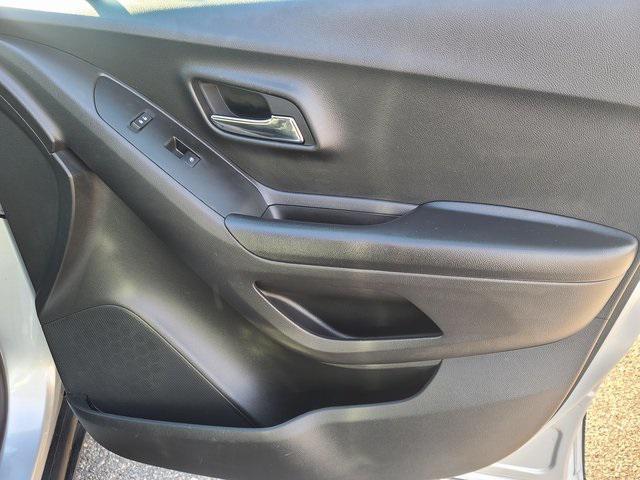 used 2022 Chevrolet Trax car, priced at $20,995