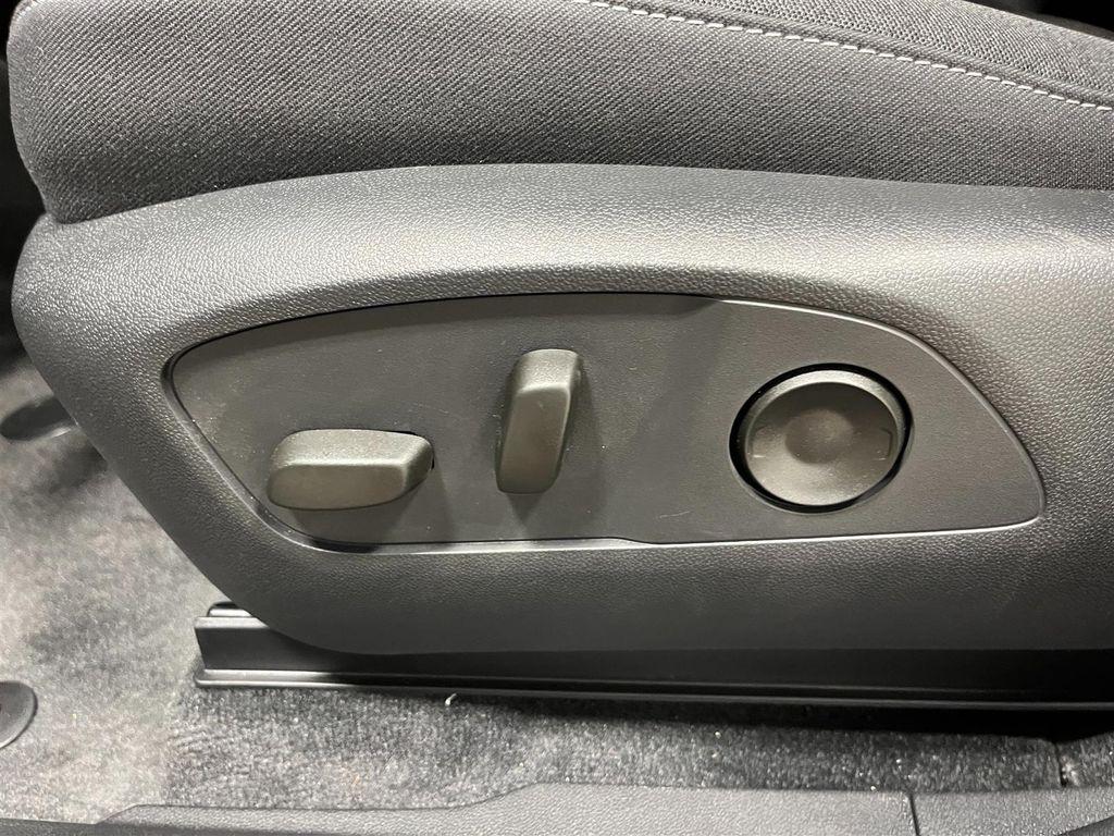 new 2026 Honda Prologue car, priced at $32,650