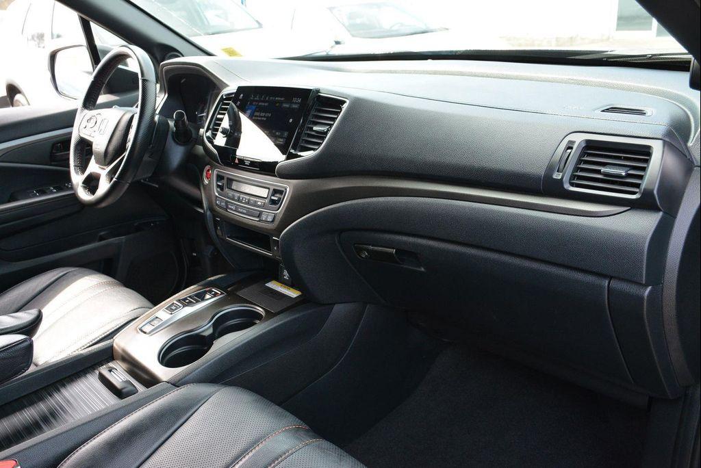 used 2023 Honda Passport car, priced at $33,000