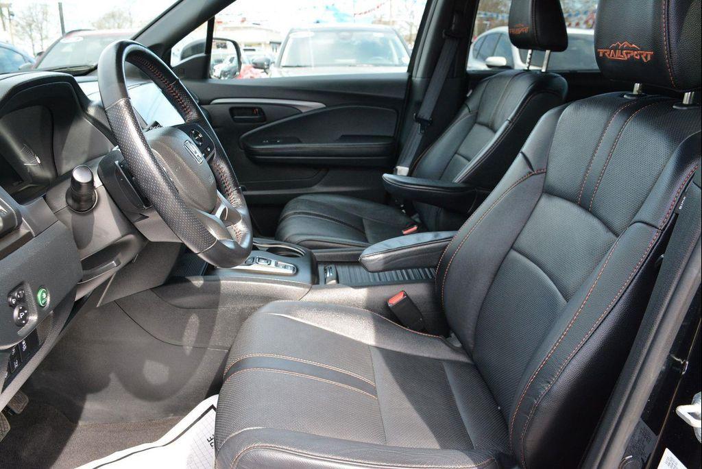 used 2023 Honda Passport car, priced at $33,000