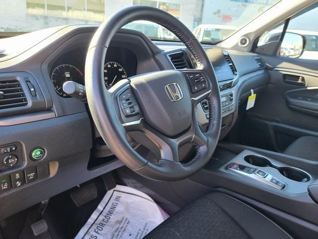 used 2025 Honda Ridgeline car, priced at $33,399