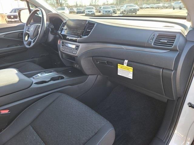 used 2025 Honda Ridgeline car, priced at $33,399