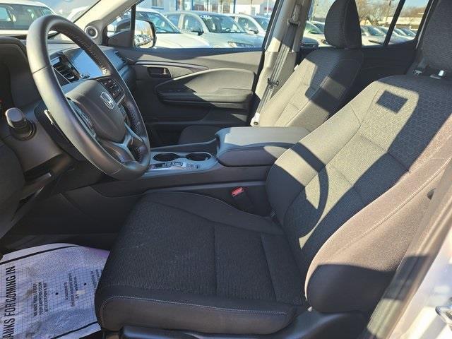 used 2025 Honda Ridgeline car, priced at $33,399